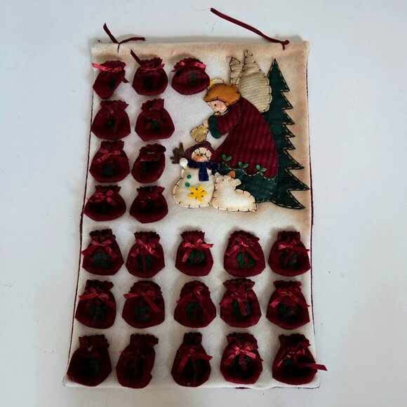 Fabric hand made Christmas wall advent count down calendar. - Picture 1 of 6